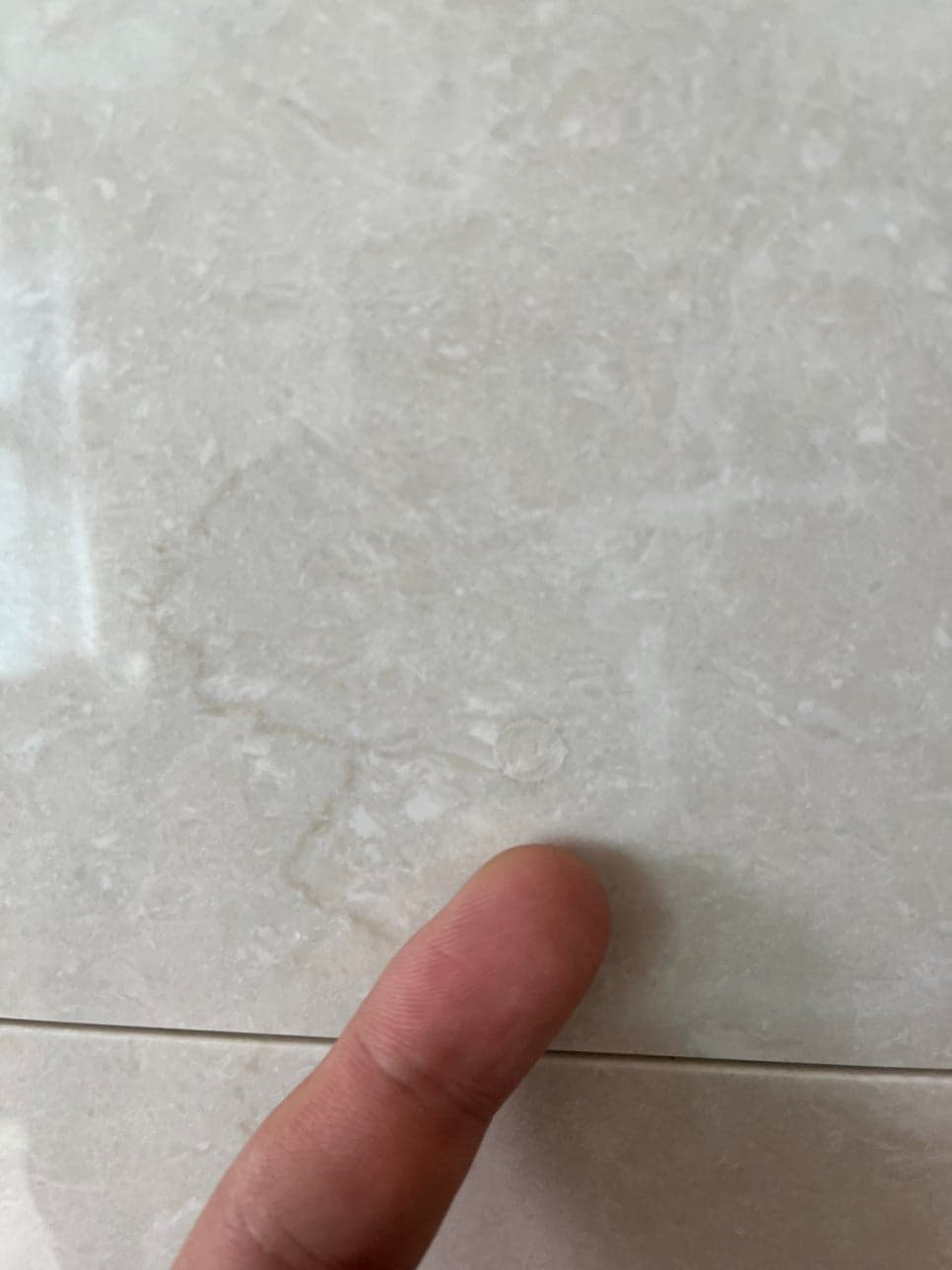 안양 아트월 구멍 복원 완성 사진 1