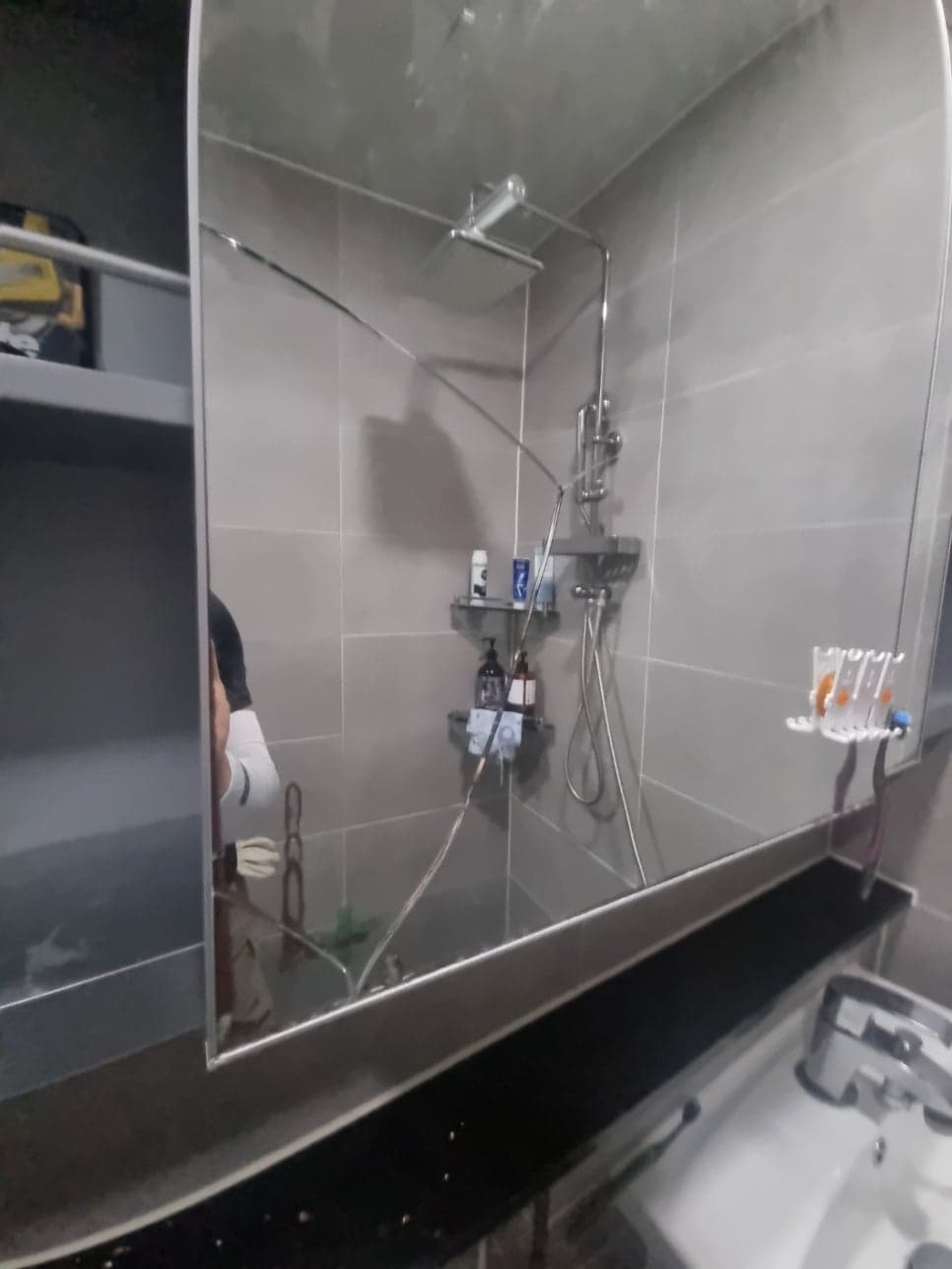 일산 슬라이딩 거울 교체 완성 사진 1