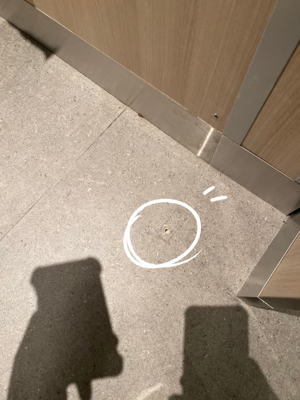 광화문 화장실 타일구멍 복원 완성 사진 4