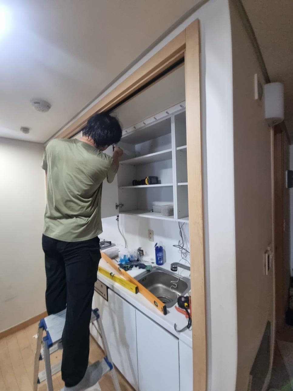 서초 무너진 상부장 교체 완성 사진 2